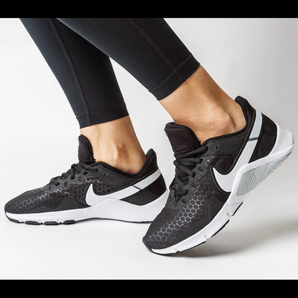 Nike Legend Essential 2 Women's Training Shoes